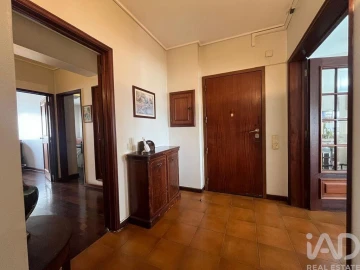 Apartamento T3 para Venda em Requeixo, Nossa Senhora de Fátima e Nariz