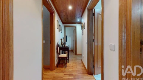 Apartamento T3 para Venda em Requeixo, Nossa Senhora de Fátima e Nariz