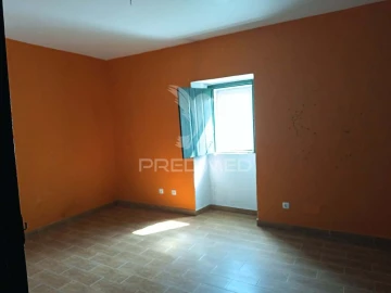 Moradia T4 para Venda em Reguengo e São Julião
