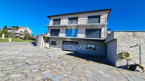 Moradia T5 para Venda em Cabeceiras de Basto