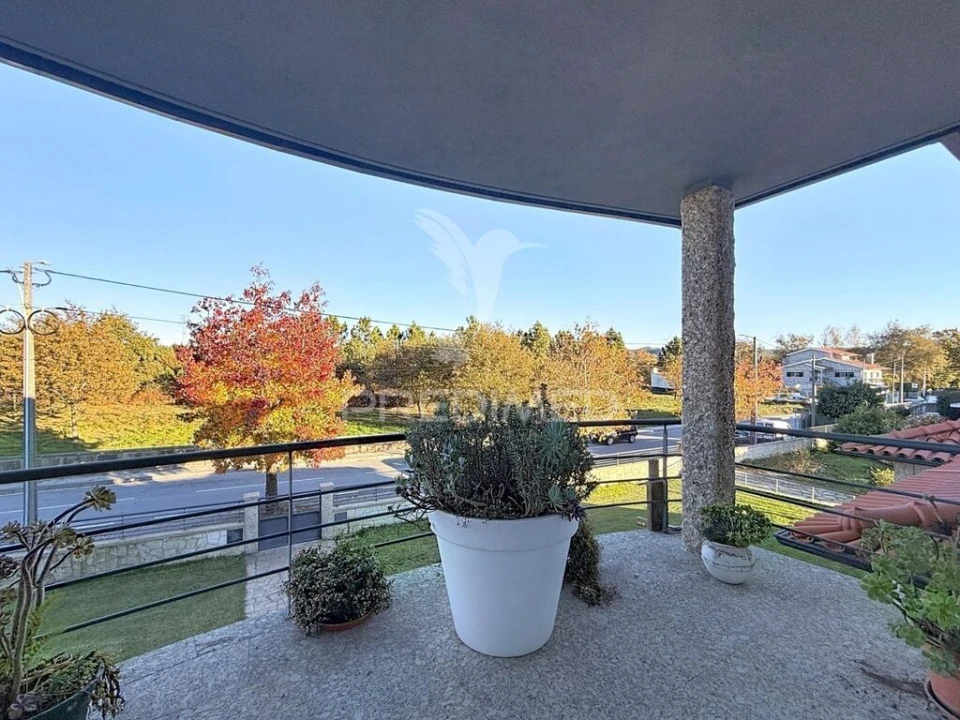 Moradia T5 para Venda em Cabeceiras de Basto Foto 2