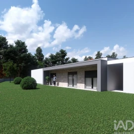 Moradia T3 para Venda em Mazarefes e Vila Fria