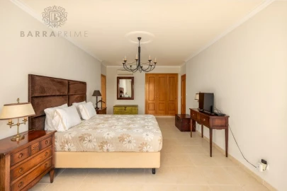 Moradia T4 para Venda em Almancil