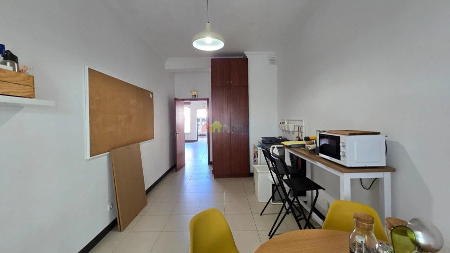 Loja para Arrendamento em Nossa Senhora da Vila, Nossa Senhora do Bispo e Silveiras Foto 12