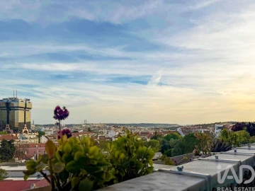Apartamento T2 para Venda em Campolide