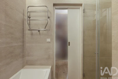 Apartamento T2 para Venda em Campolide