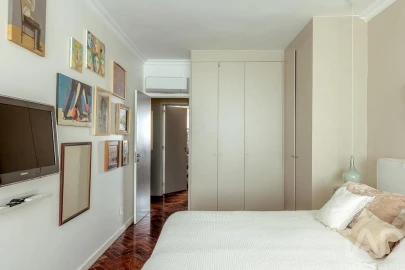 Apartamento T2 para Venda em Campolide