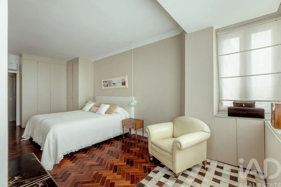 Apartamento T2 para Venda em Campolide Foto 25