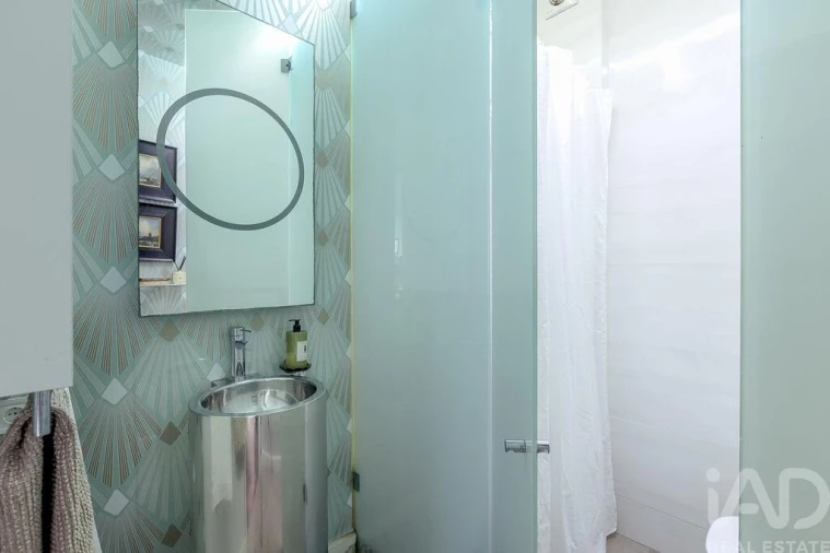 Apartamento T2 para Venda em Campolide Foto 36