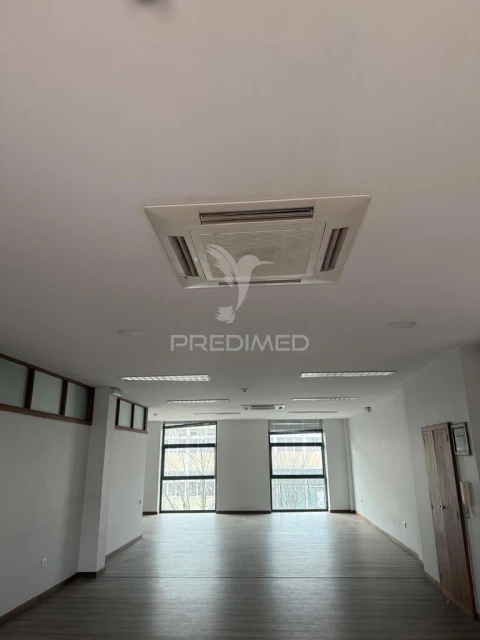 Apartamento T6 para Venda em Água Longa