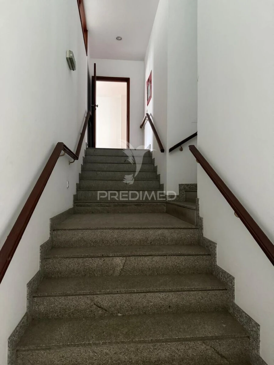 Apartamento T6 para Venda em Água Longa Foto 20