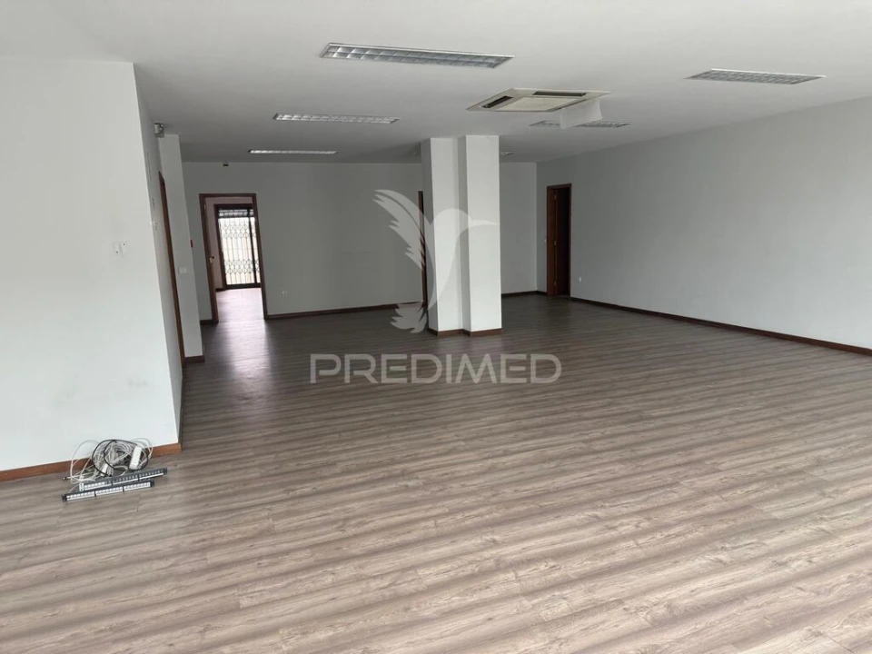 Apartamento T6 para Venda em Água Longa Foto 7