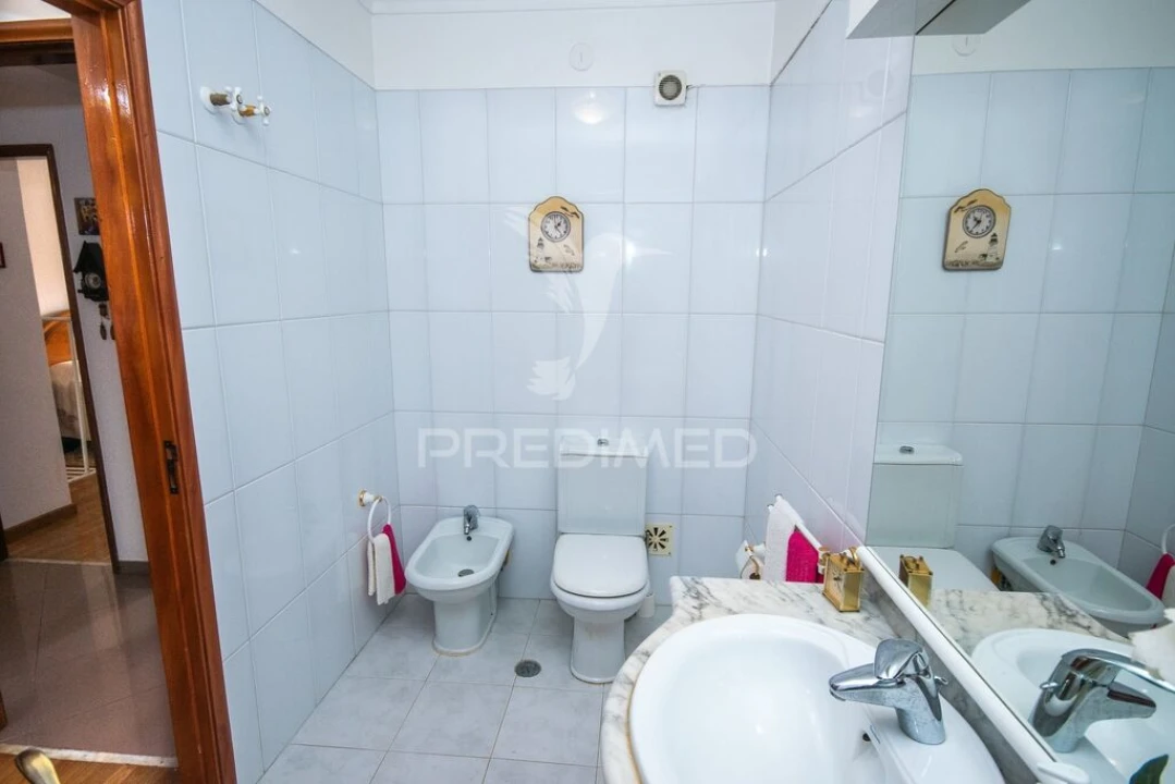 Apartamento T3 para Venda em Ramada e Caneças Foto 20