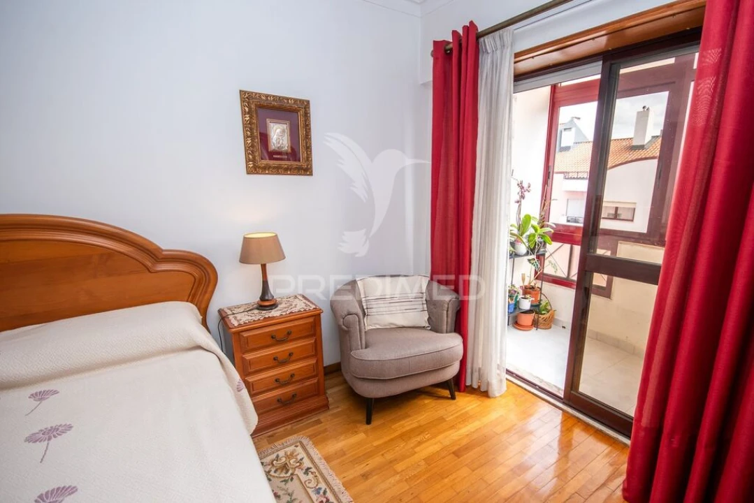 Apartamento T3 para Venda em Ramada e Caneças Foto 15