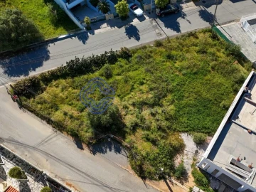 Terreno para Venda em Faro (Sé e São Pedro)