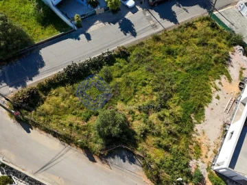 Terreno para Venda em Faro (Sé e São Pedro)