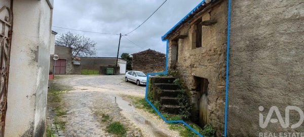Moradia para Venda em Troviscal
