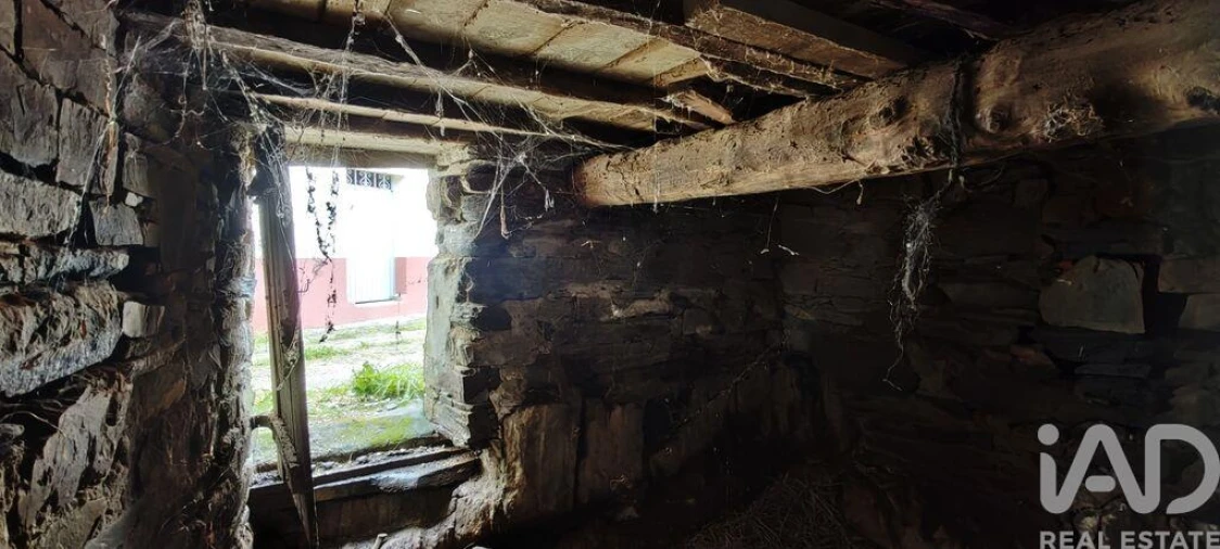 Moradia para Venda em Troviscal Foto 13
