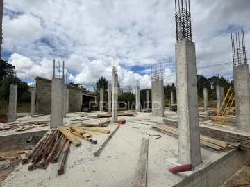 Moradia T2 para Venda em Fernao Ferro