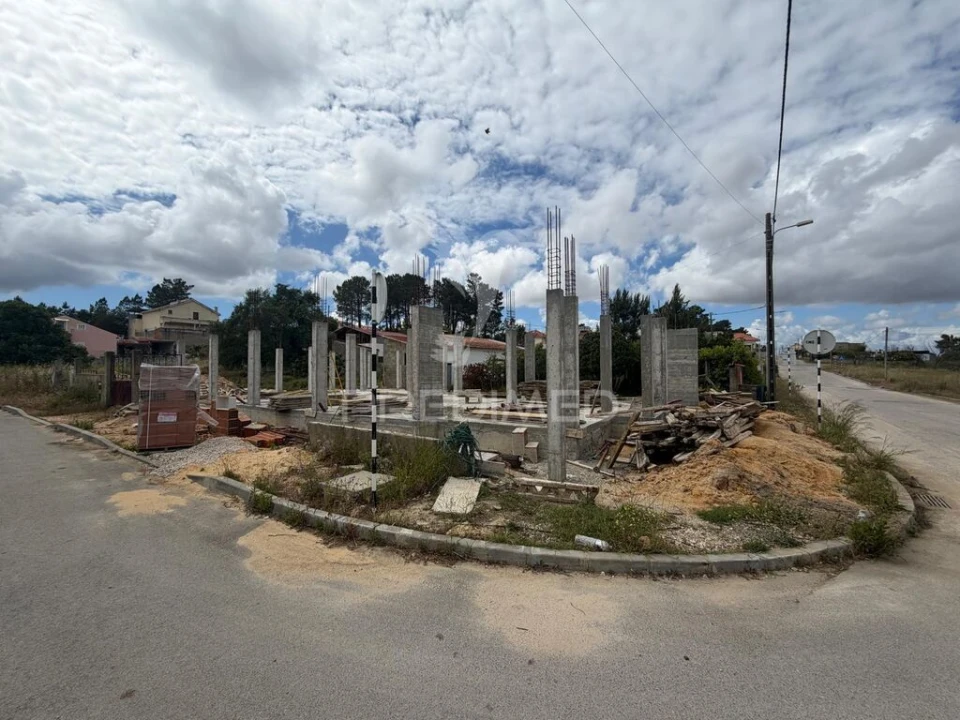 Moradia T2 para Venda em Fernao Ferro Foto 7