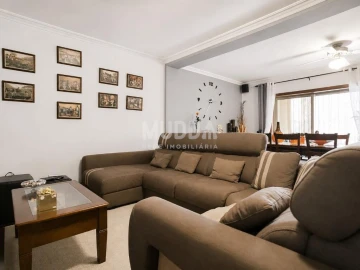 Apartamento T3 para Venda em Santa Maria Maior