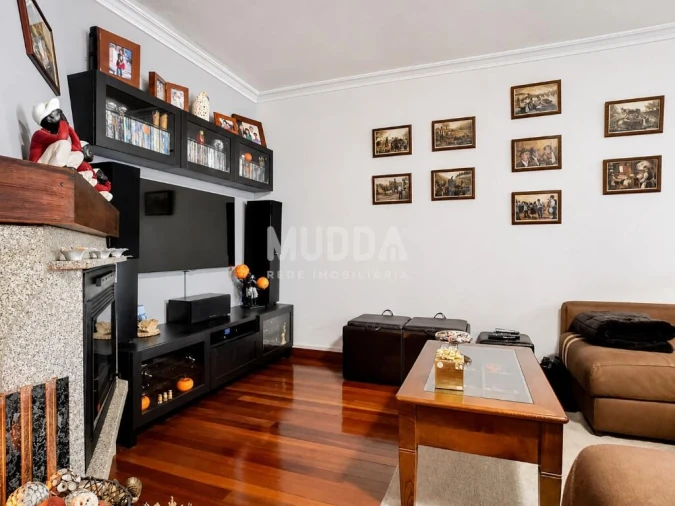 Apartamento T3 para Venda em Santa Maria Maior Foto 2
