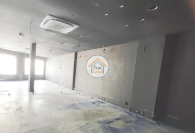 Loja para Venda em Loures