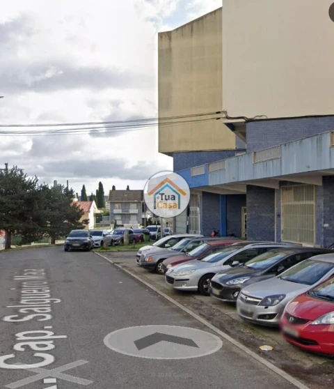 Loja para Venda em Loures