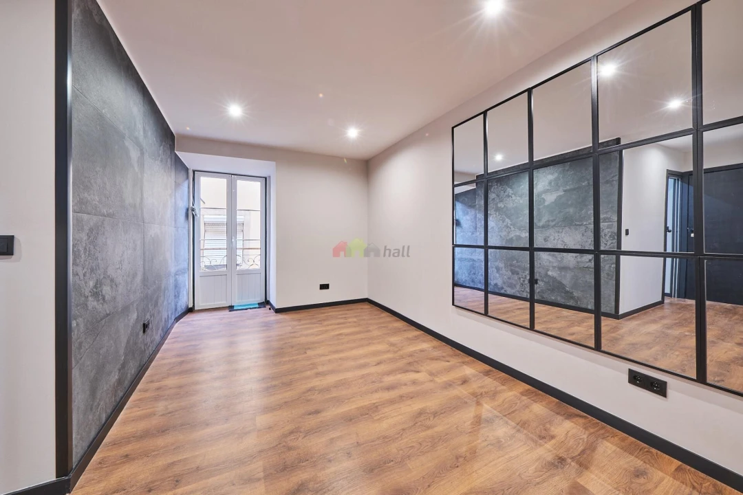 Apartamento T2 para Venda em Arroios Foto 1