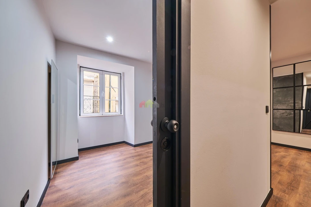 Apartamento T2 para Venda em Arroios Foto 2