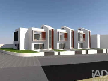 Moradia T4 para Venda em Buarcos