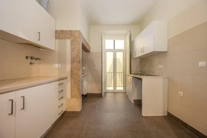 Apartamento T3 para Venda em Campo de Ourique