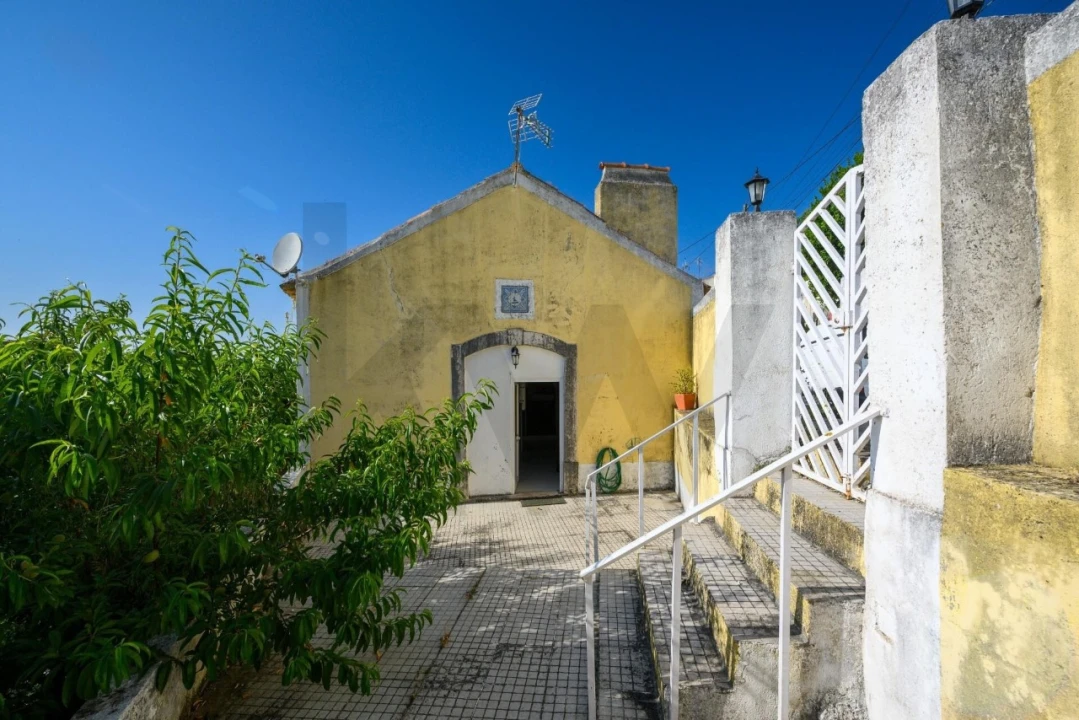 Moradia T4 para Venda em Santa Maria, São Pedro e Matacães Foto 24