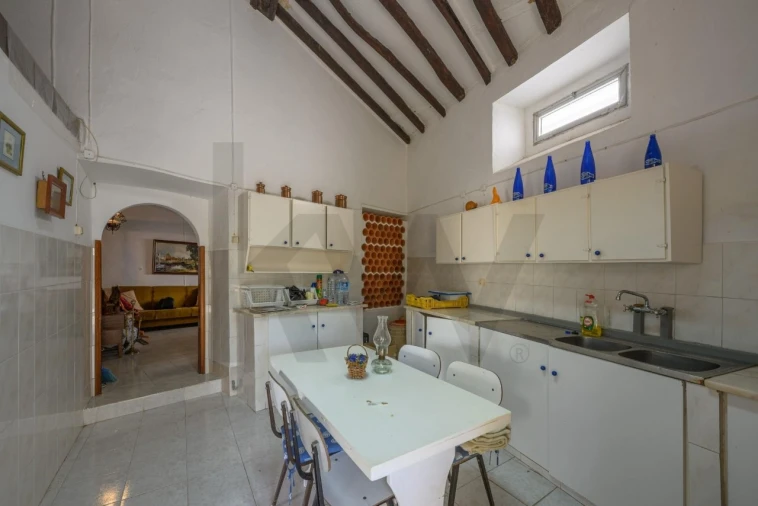 Moradia T4 para Venda em Santa Maria, São Pedro e Matacães Foto 5