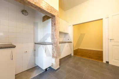 Apartamento T3 para Venda em Campo de Ourique
