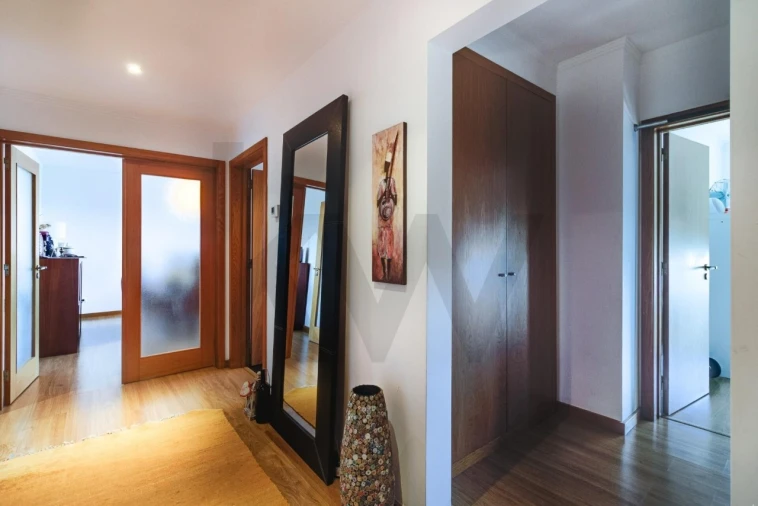 Apartamento T3 para Venda em Alcabideche Foto 2