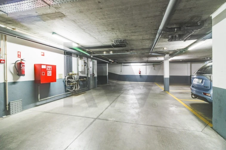 Apartamento T3 para Venda em Alcabideche Foto 29