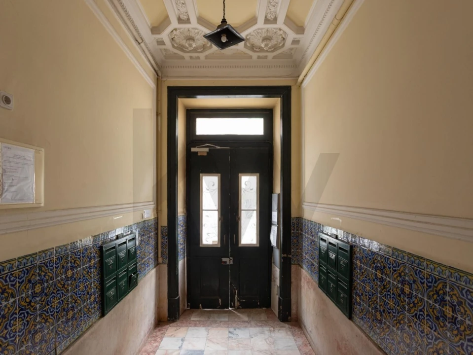 Apartamento T2 para Venda em Campo de Ourique Foto 36