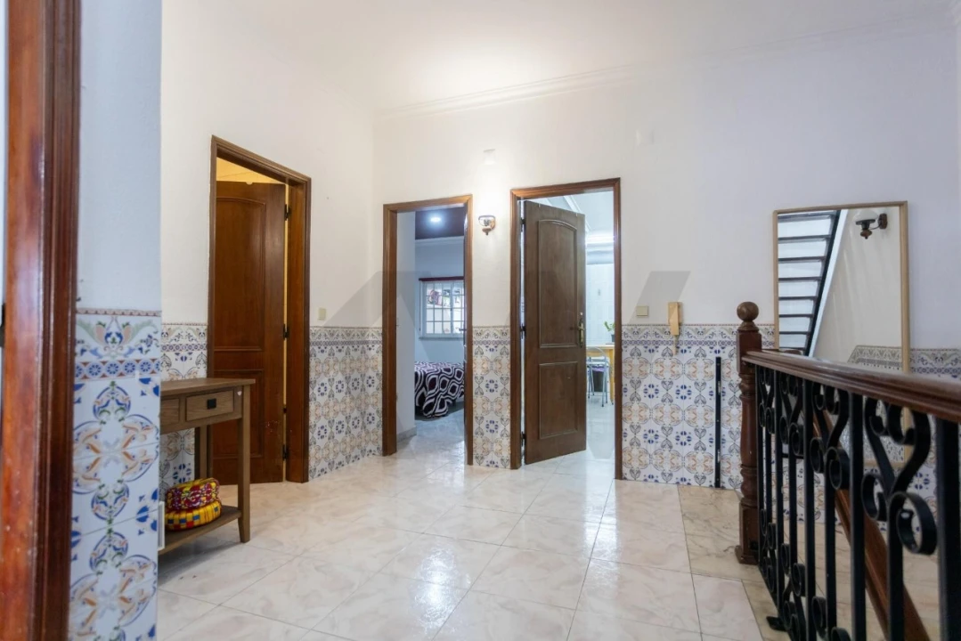 Apartamento T2 para Venda em Palhais e Coina Foto 14