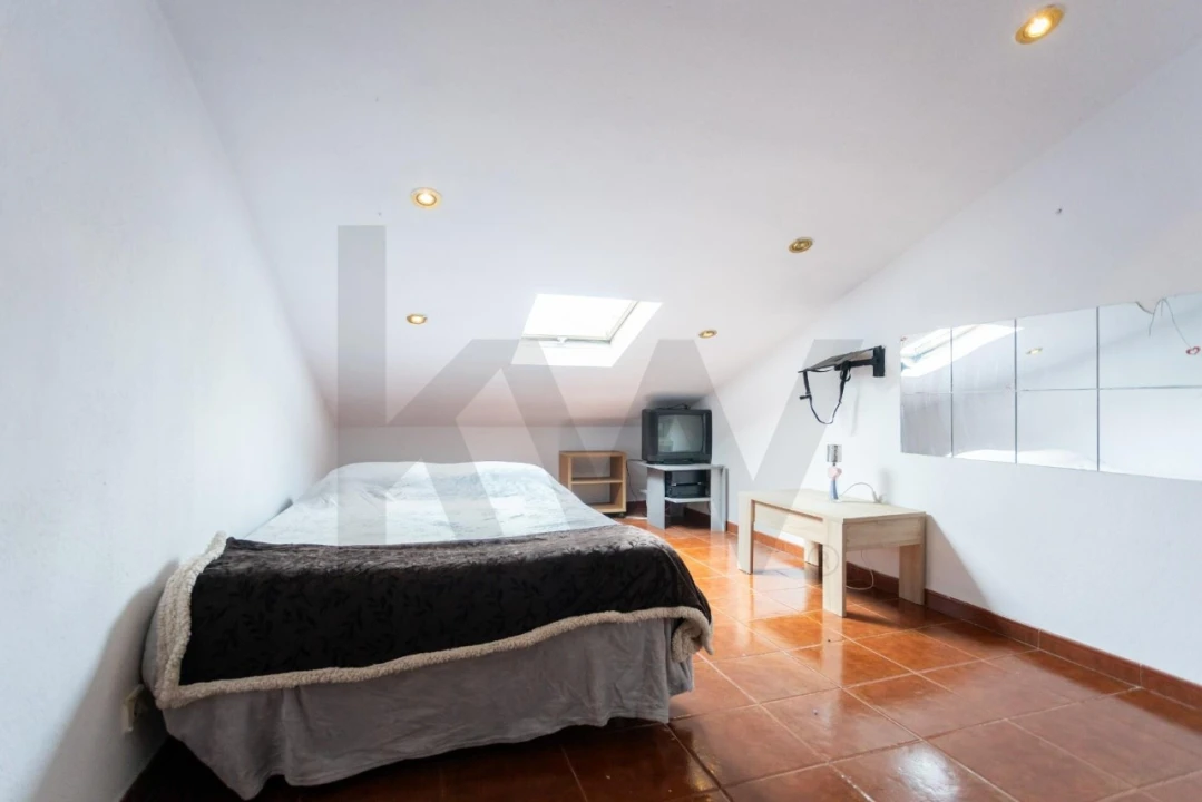 Apartamento T2 para Venda em Palhais e Coina Foto 40