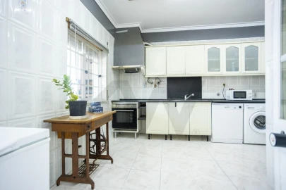 Moradia T2 para Venda em Palhais e Coina