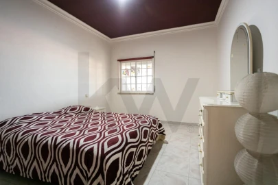 Moradia T2 para Venda em Palhais e Coina