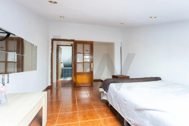 Apartamento T2 para Venda em Palhais e Coina Foto 42