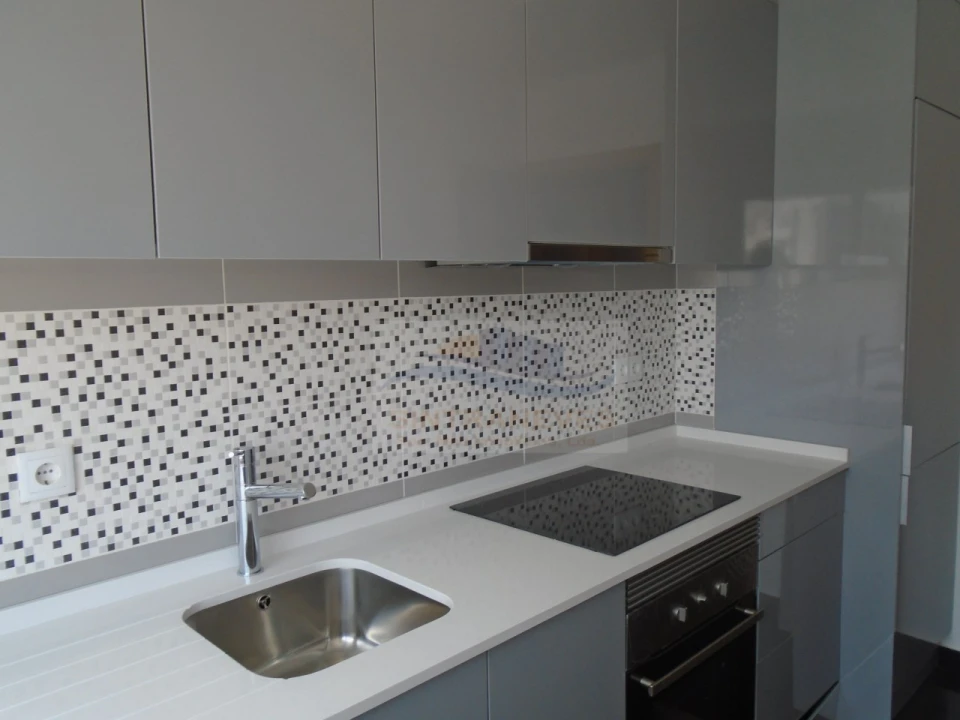 Apartamento T3 para Venda em Venteira Foto 4