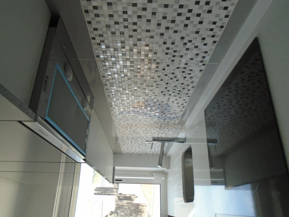 Apartamento T3 para Venda em Venteira Foto 8