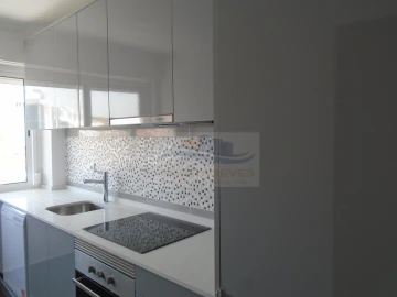 Apartamento T3 para Venda em Venteira