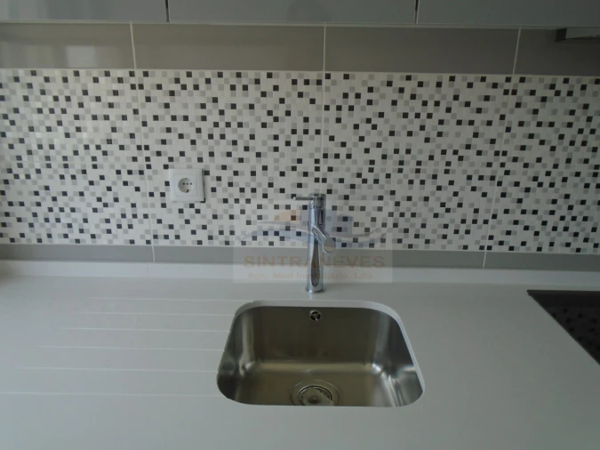 Apartamento T3 para Venda em Venteira Foto 9