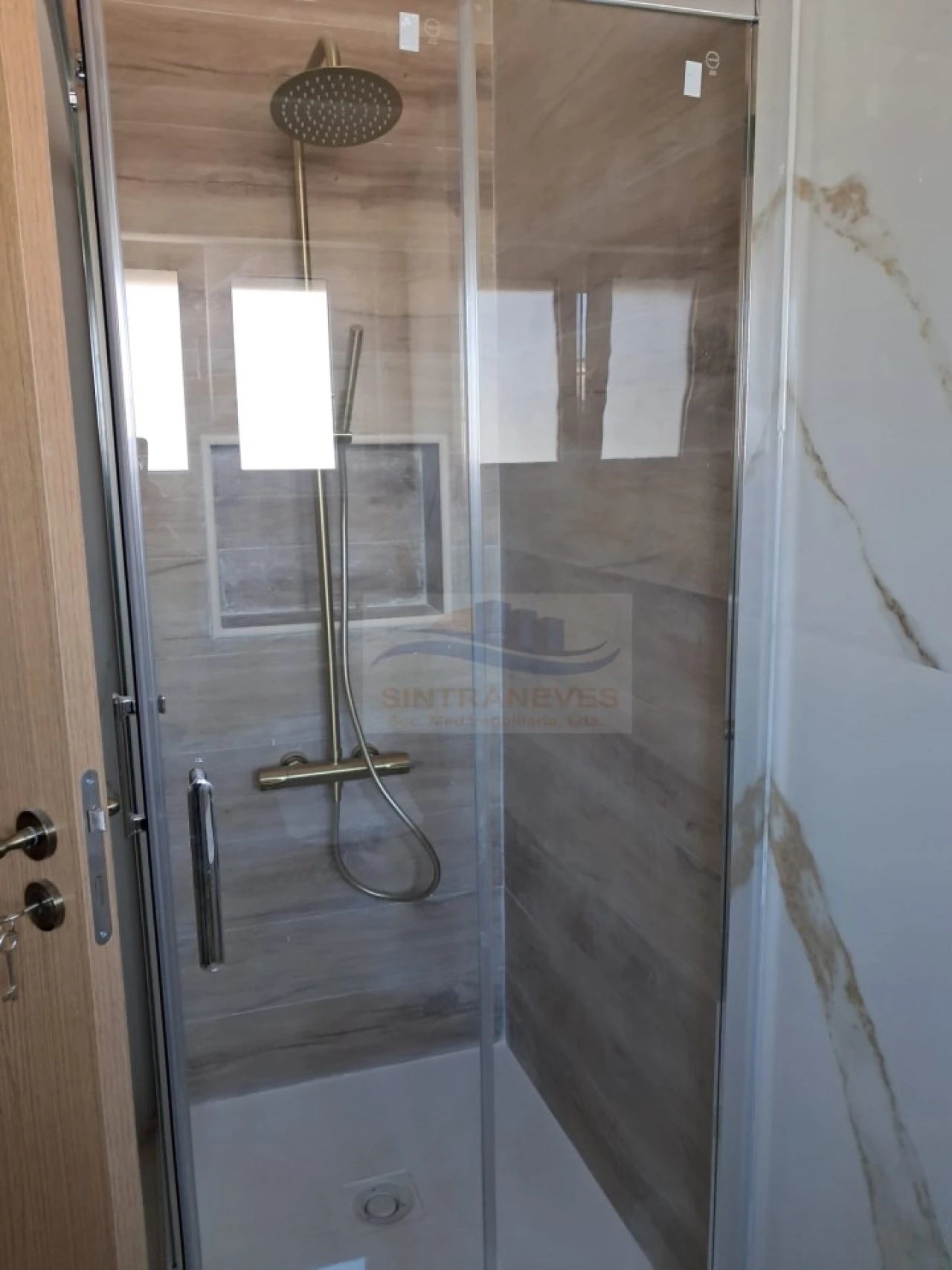 Apartamento T2 para Venda em Venteira Foto 13