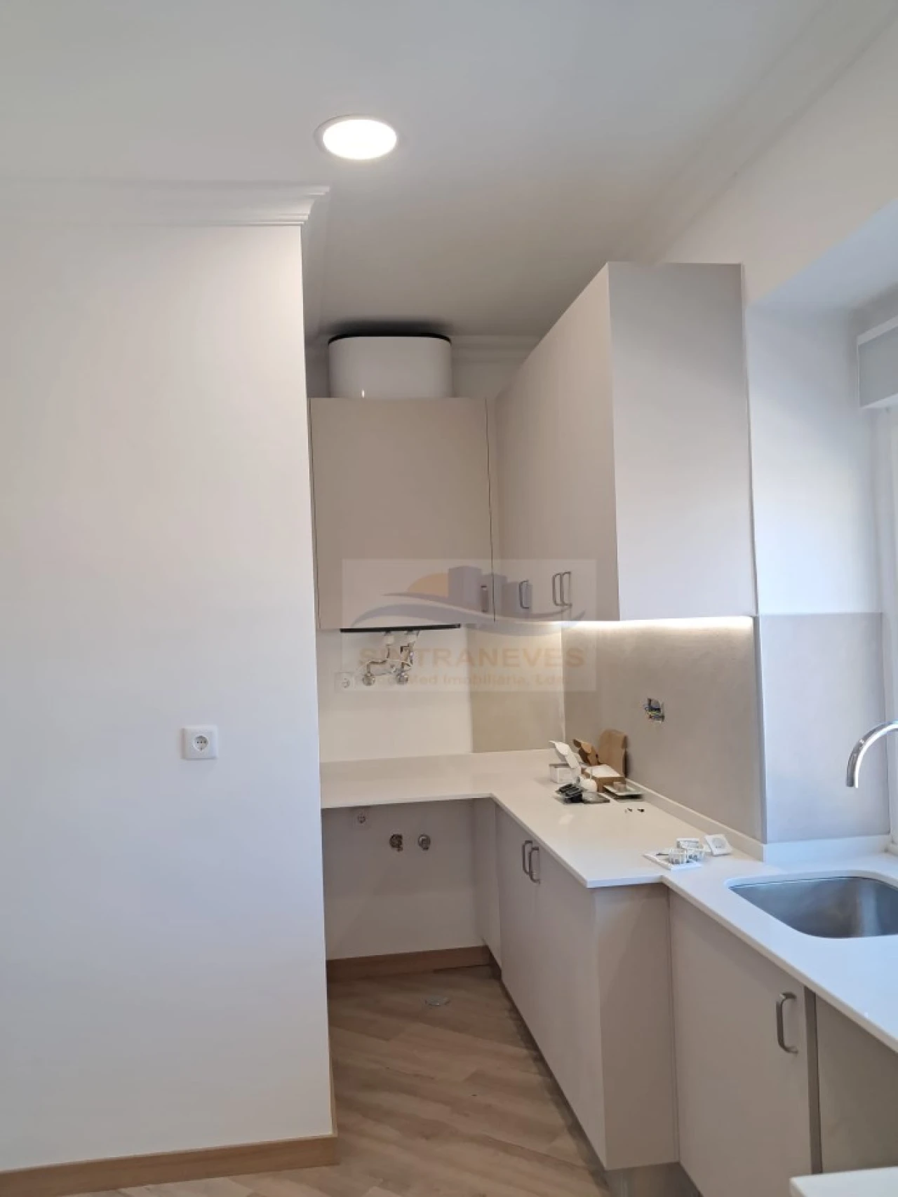 Apartamento T2 para Venda em Venteira Foto 18