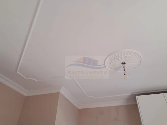Apartamento T2 para Venda em Venteira Foto 7